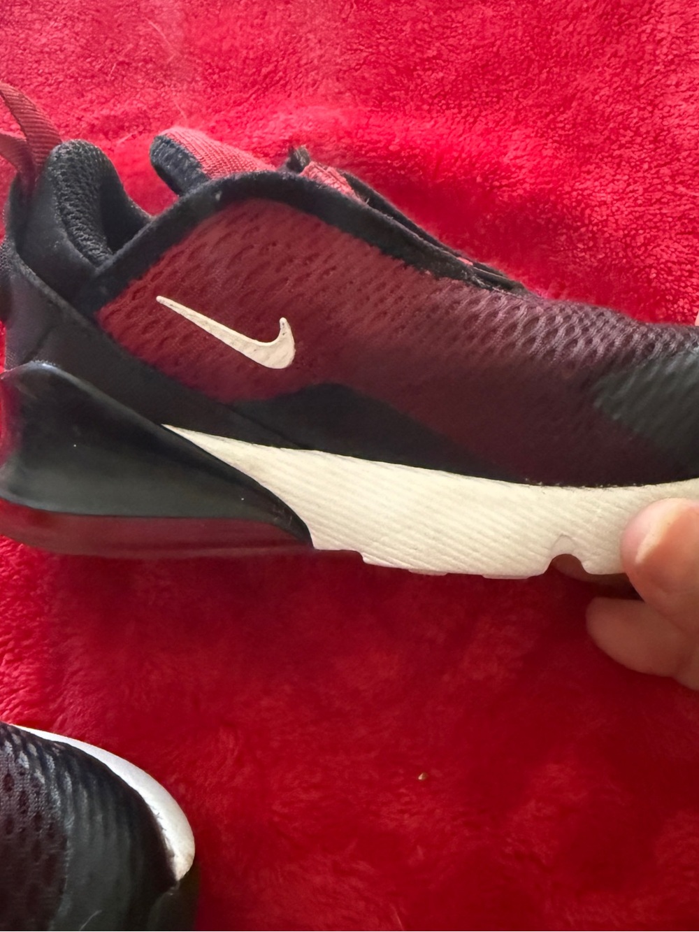 Nike Air Max 270 Team Red Black Toddler Sneakers Size 8C DD1646-603 - Picture 3 of 7